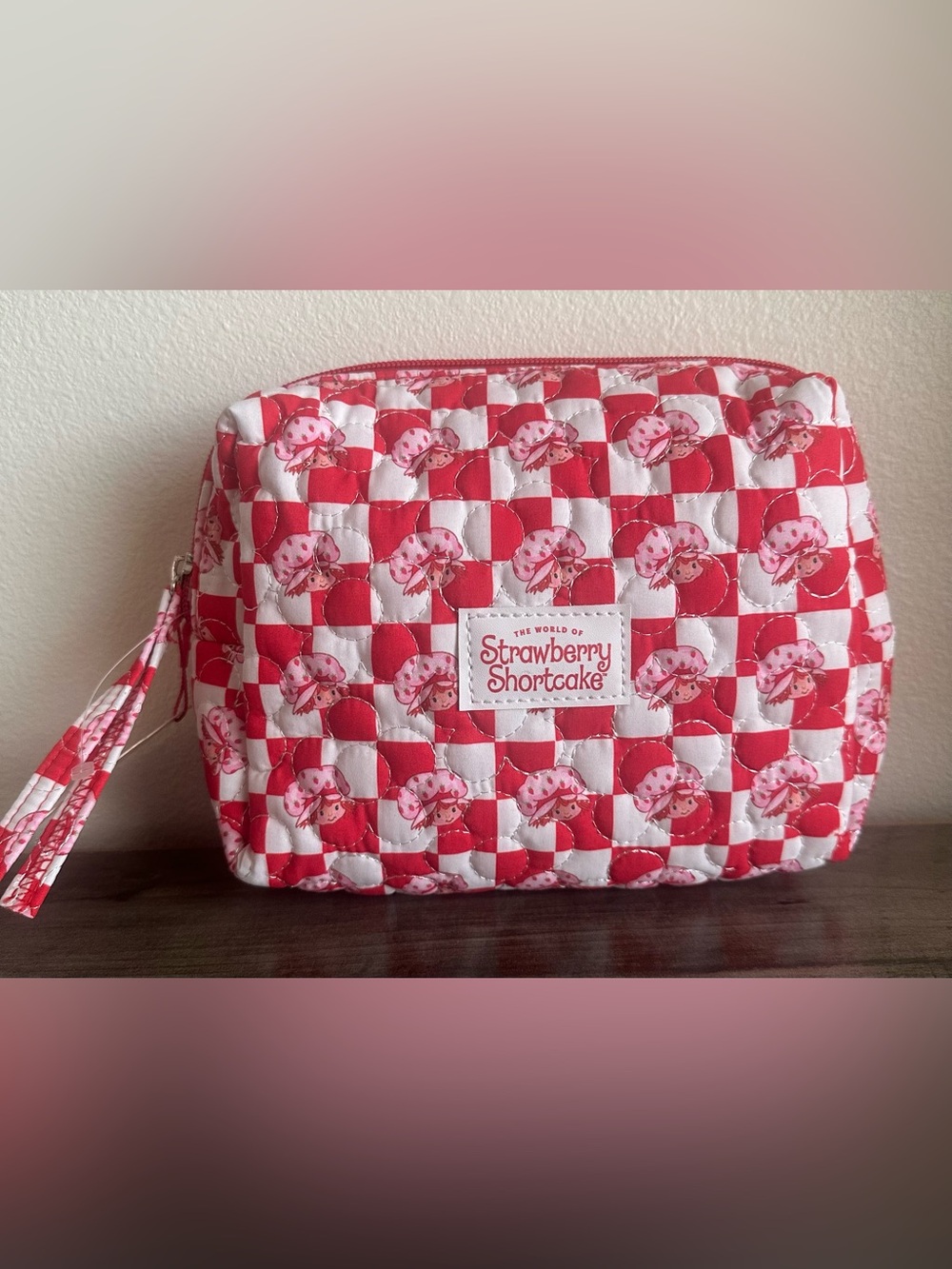 Strawberry Shortcake The World of Quilted Cosmetic Pouch Pink/Red 9x7” new